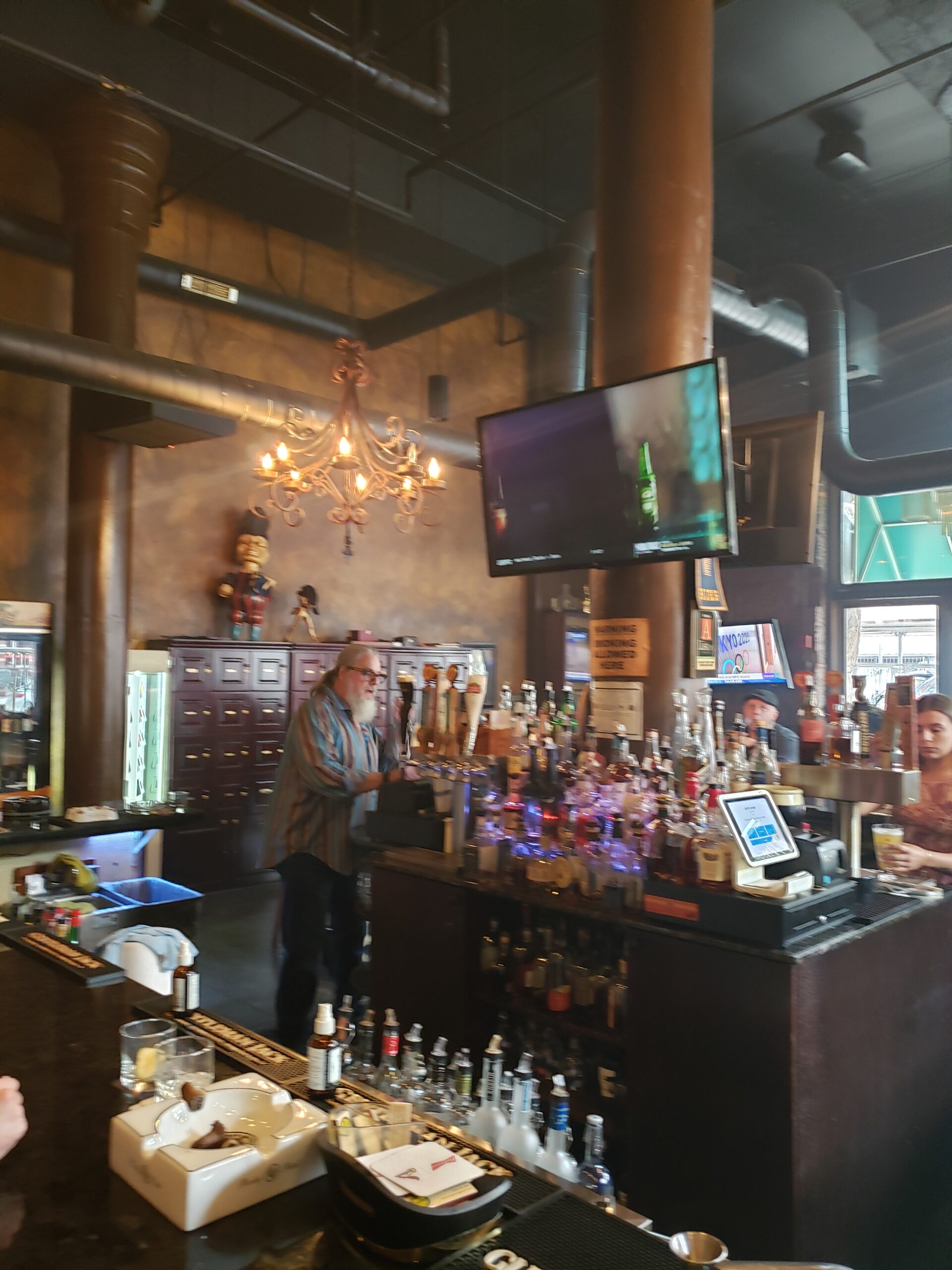 Cigar Bar Review Stanley's Cigar Lounge FuseSTL